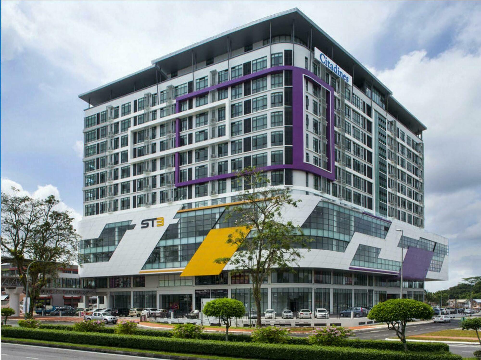 Citadines Uplands Kuching Hotel Exterior photo